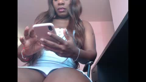 SUSAN online show from February 24, 2:26 pm