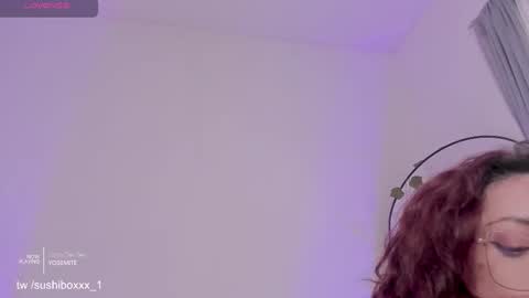 Snapshot of sushiboxxx chatting on September 9, 1:54 pm Flor online show from September 9, 1:54 pm