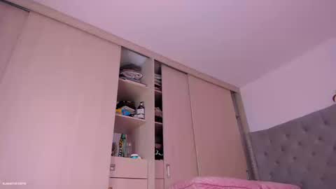 Juliana garcia online show from September 10, 4:18 pm