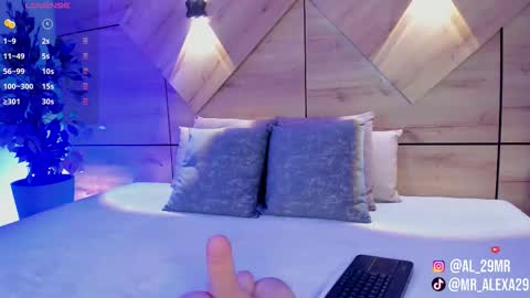 sussan online show from January 8, 8:00 pm