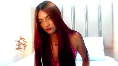 Sussy online show from December 13, 9:42 pm