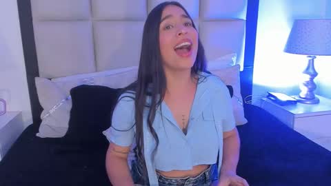 Snapshot of sussyfoxx_ chatting on February 28, 8:32 pm sussyfoxx_ online show from February 28, 8:32 pm