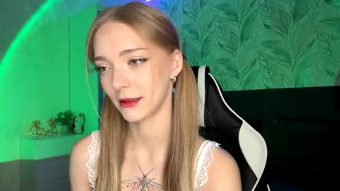 Jessica online show from November 6, 5:25 pm