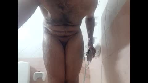 Snapshot of suxc69 chatting on December 15, 2:38 am sexindi007 online show from December 15, 2:38 am