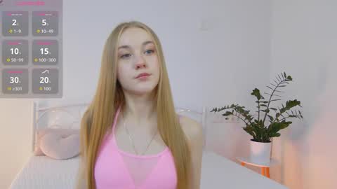 Snapshot of suzipons chatting on October 3, 1:30 pm Suzi online show from October 3, 1:30 pm