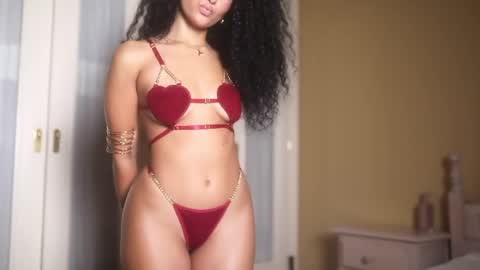 suzysuza online show from April 18, 9:46 am