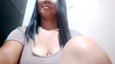 suzzie_hot online show from October 29, 2:19 pm