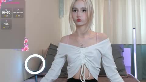 l1sa spears online show from September 22, 5:09 am