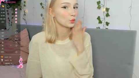 l1sa spears online show from December 4, 11:24 pm