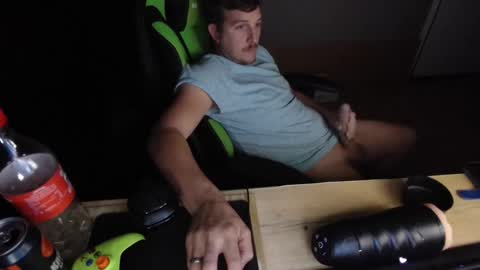 Snapshot of swaicy1990 chatting on October 25, 10:15 pm swaicy1990 online show from October 25, 10:15 pm