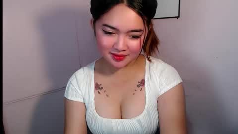Snapshot of swallow_cummersx chatting on October 18, 12:35 am Jasmine online show from October 18, 12:35 am