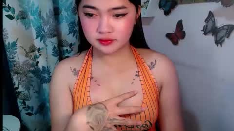 Snapshot of swallow_cummersx chatting on November 28, 12:13 am Jasmine online show from November 28, 12:13 am
