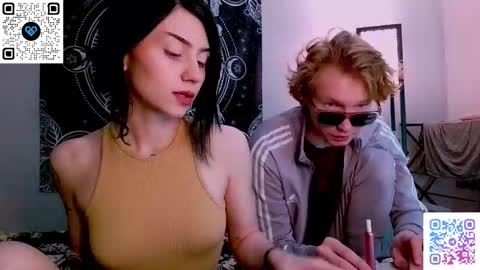 Snapshot of sweathome chatting on November 23, 10:59 am sweaties3 online show from November 23, 10:59 am