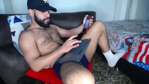 Snapshot of sweatyhairypig1 chatting on December 13, 3:43 pm joel bliss online show from December 13, 3:43 pm