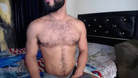 Snapshot of sweatyhairypig1 chatting on January 8, 10:06 pm joel bliss online show from January 8, 10:06 pm