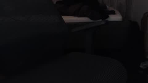 Snapshot of swedenrockz chatting on October 21, 3:24 pm swedenrockz online show from October 21, 3:24 pm