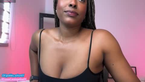 Snapshot of sweer_oshun chatting on November 14, 4:28 pm Evangeline online show from November 14, 4:28 pm