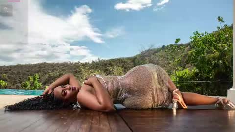 Snapshot of sweer_oshun chatting on December 15, 3:27 pm Evangeline online show from December 15, 3:27 pm