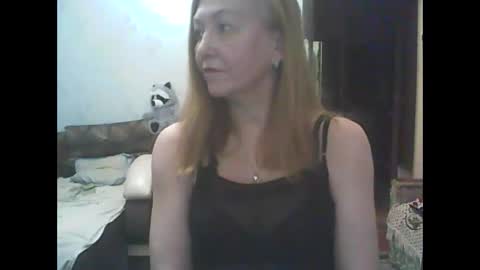 sweet4blonde67 online show from November 11, 8:47 am