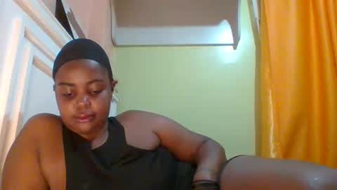 sweet52537 online show from September 18, 6:43 pm