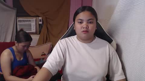 Snapshot of sweet_69ally chatting on September 8, 4:39 pm ally online show from September 8, 4:39 pm