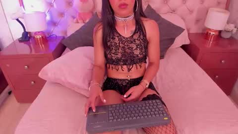 Snapshot of sweet__abbey chatting on November 3, 2:46 am Abby online show from November 3, 2:46 am