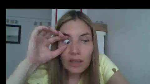 Snapshot of sweet__alana chatting on January 3, 11:23 pm Sweet alana online show from January 3, 11:23 pm