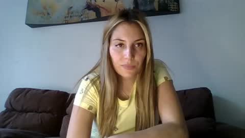 Snapshot of sweet__alana chatting on January 29, 9:39 pm Sweet alana online show from January 29, 9:39 pm