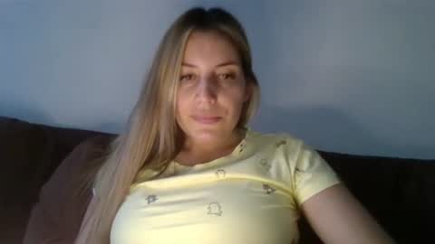 Snapshot of sweet__alana chatting on February 3, 10:00 pm Sweet alana online show from February 3, 10:00 pm