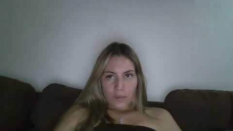 Snapshot of sweet__alana chatting on March 6, 12:10 am Sweet alana online show from March 6, 12:10 am