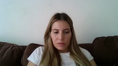 Snapshot of sweet__alana chatting on March 11, 4:07 pm Sweet alana online show from March 11, 4:07 pm