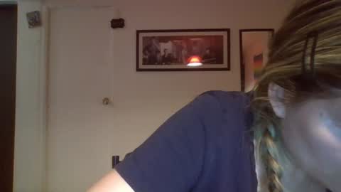 Snapshot of sweet__alana chatting on October 17, 12:01 am Sweet alana online show from October 17, 12:01 am