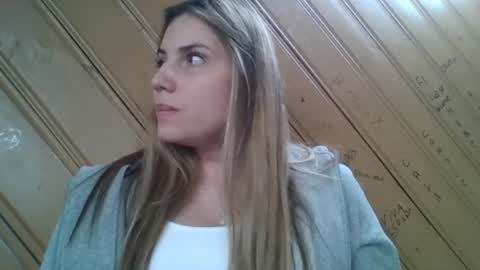 Snapshot of sweet__alana chatting on November 2, 9:50 pm Sweet alana online show from November 2, 9:50 pm