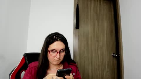 sweet__suck69bitch online show from March 5, 6:54 am