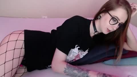 Snapshot of sweet_alica15 chatting on November 8, 5:23 pm Alice online show from November 8, 5:23 pm