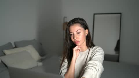 Snapshot of sweet_and_honest chatting on November 2, 9:06 pm Dorothea online show from November 2, 9:06 pm