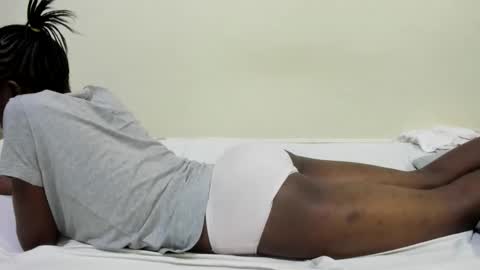 sweet_arya1 online show from October 17, 7:05 pm