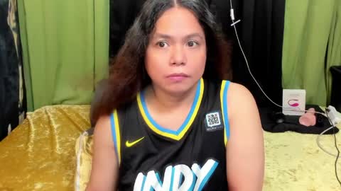 izza  izzasweet online show from May 15, 11:01 pm