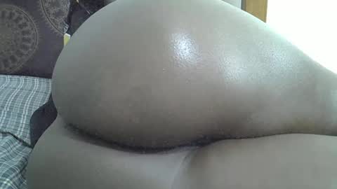 Snapshot of sweet_barbara_ chatting on February 19, 3:05 pm sweet_barbara_ online show from February 19, 3:05 pm