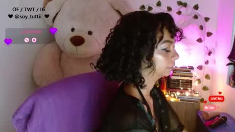 Snapshot of sweet_bluee chatting on January 27, 12:48 pm Tutti online show from January 27, 12:48 pm