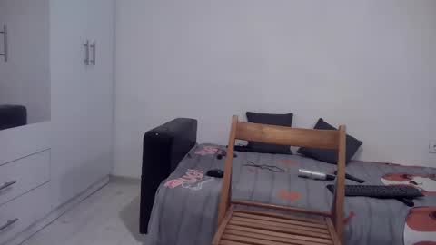 Snapshot of sweet_bluegirl chatting on December 29, 12:52 am Sweet bluegirl online show from December 29, 12:52 am