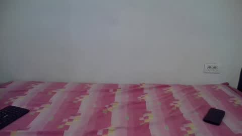 Snapshot of sweet_bluegirl chatting on January 13, 10:45 pm Sweet bluegirl online show from January 13, 10:45 pm