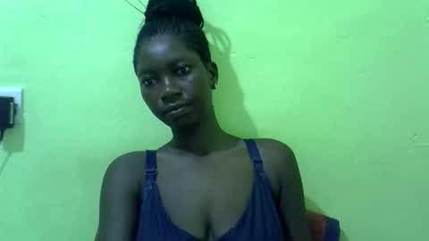 sweet_cherie1 online show from February 16, 1:24 am