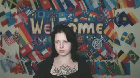 Snapshot of sweet_cherryg chatting on September 25, 12:09 pm Ivy online show from September 25, 12:09 pm