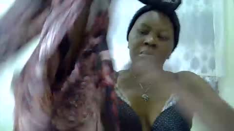 sweet_dori33 online show from April 14, 7:53 pm