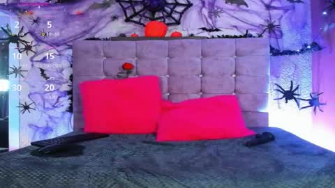 sweet_emma92 online show from October 11, 2:55 am