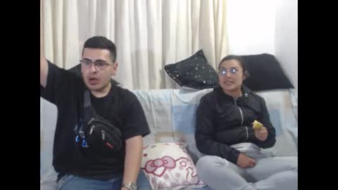 Snapshot of sweet_fantasy_couple chatting on March 3, 11:24 pm sweet_fantasy_couple online show from March 3, 11:24 pm