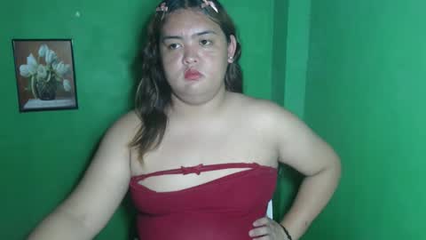 Snapshot of sweet_frex123 chatting on October 1, 12:49 am sweet_frex123 online show from October 1, 12:49 am