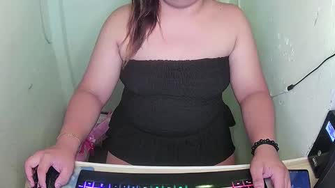 sweet_frex123 online show from November 6, 3:02 pm