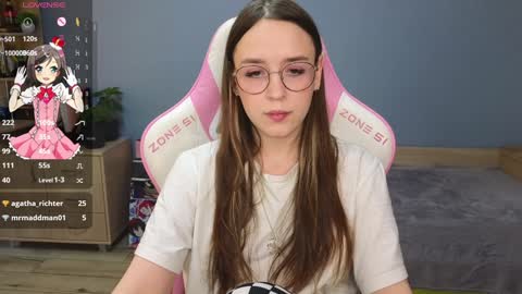 Snapshot of sweet_frosty chatting on December 5, 5:48 am Alice online show from December 5, 5:48 am